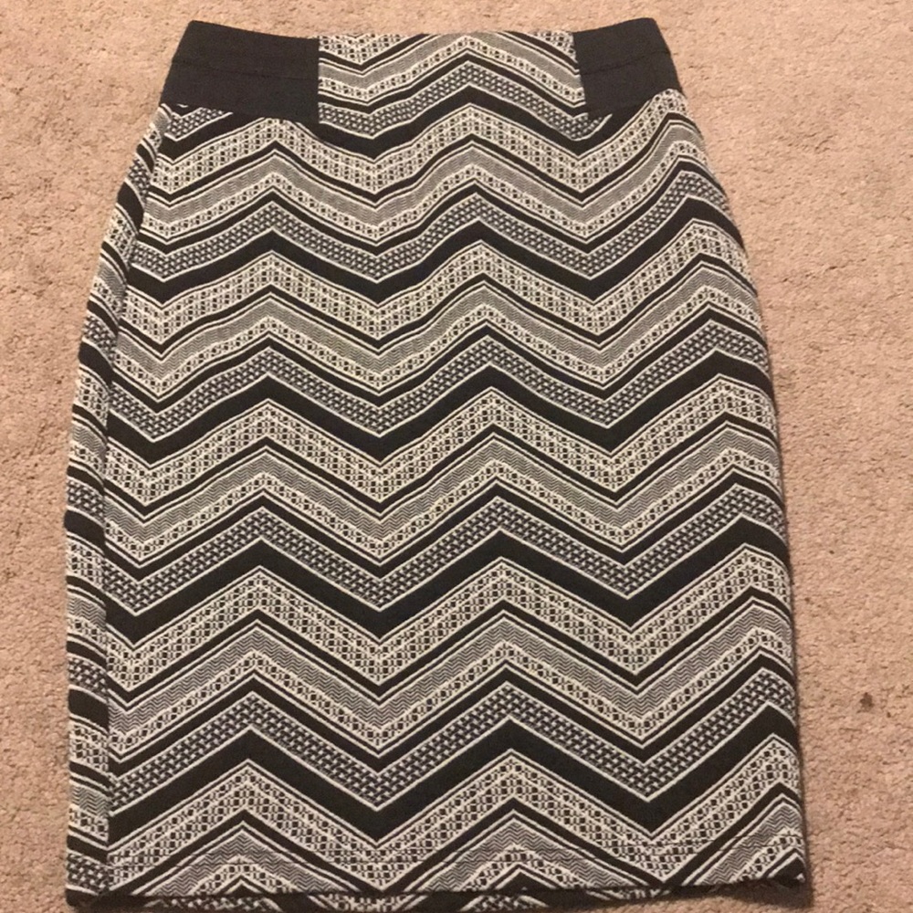 Chevron bodycon skirt